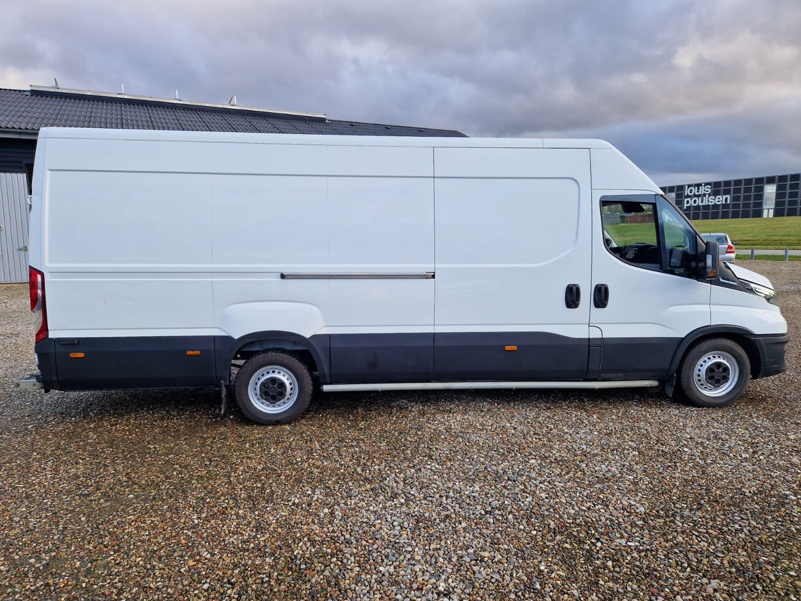 Billede af Iveco Daily 2,3 35S16 16m³ Van AG8