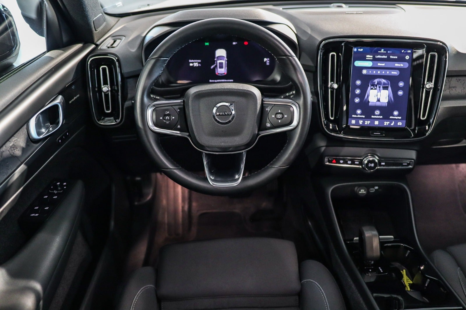 Billede af Volvo XC40  P6 ReCharge Ultimate