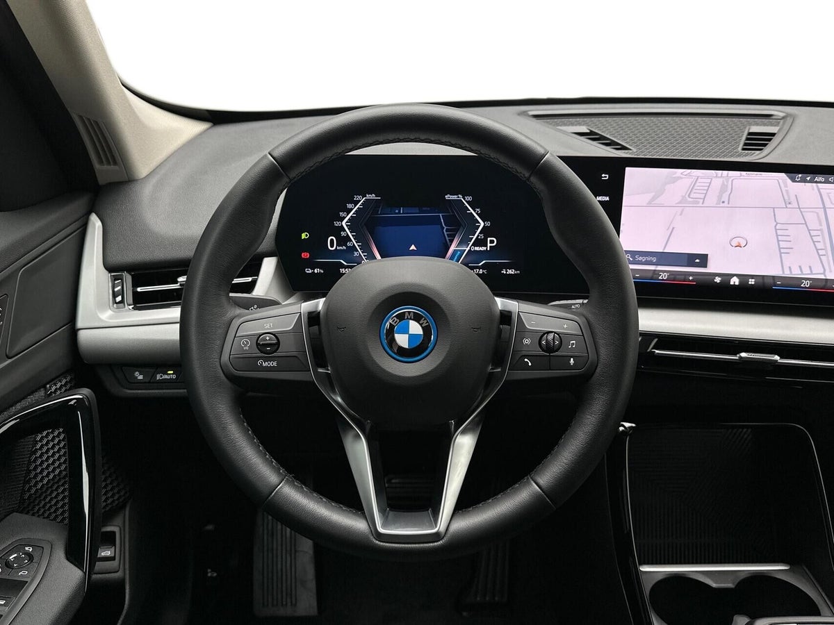 BMW iX1 eDrive20 X-Line billede 9