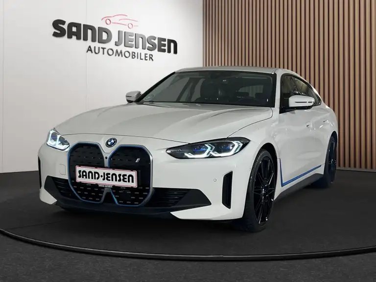 BMW i4 eDrive40 Charged Plus