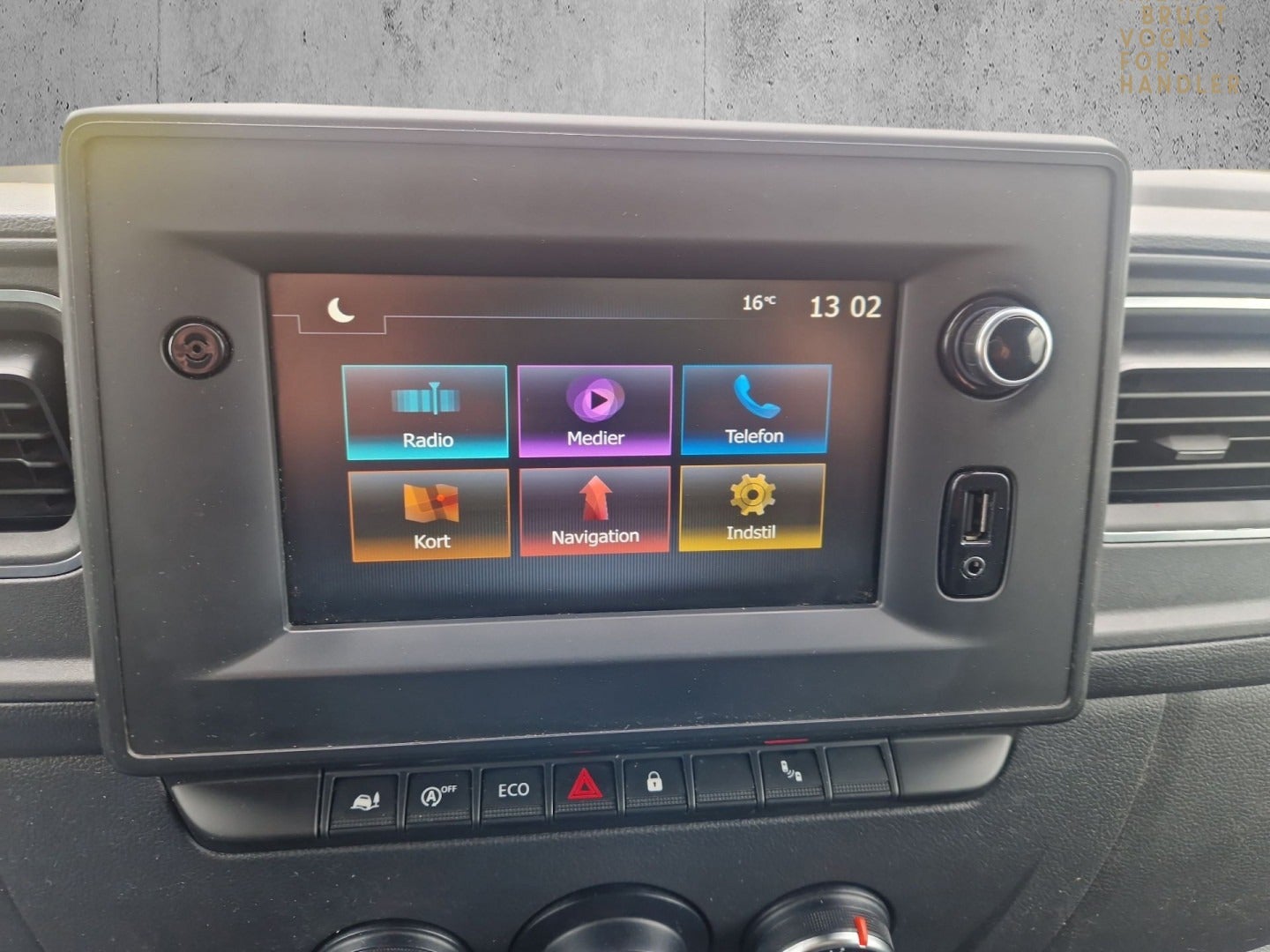 Billede af Renault Master IV T35 2,3 dCi 165 L4H3 Kassevogn RWD