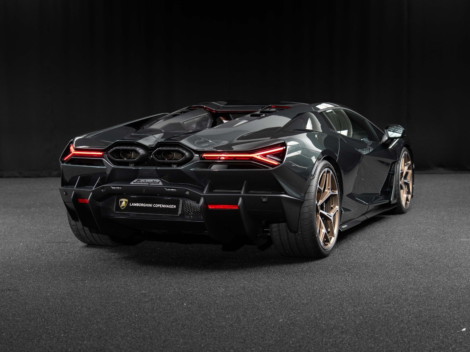 Gallery image 2 of 14