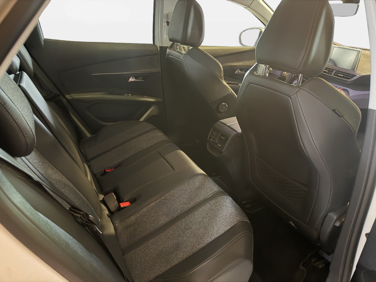 Billede af Peugeot 3008 1,6 Hybrid Allure Limited EAT8
