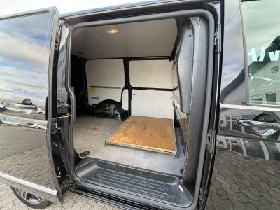 VW Transporter TDi 150 Kassevogn DSG kort