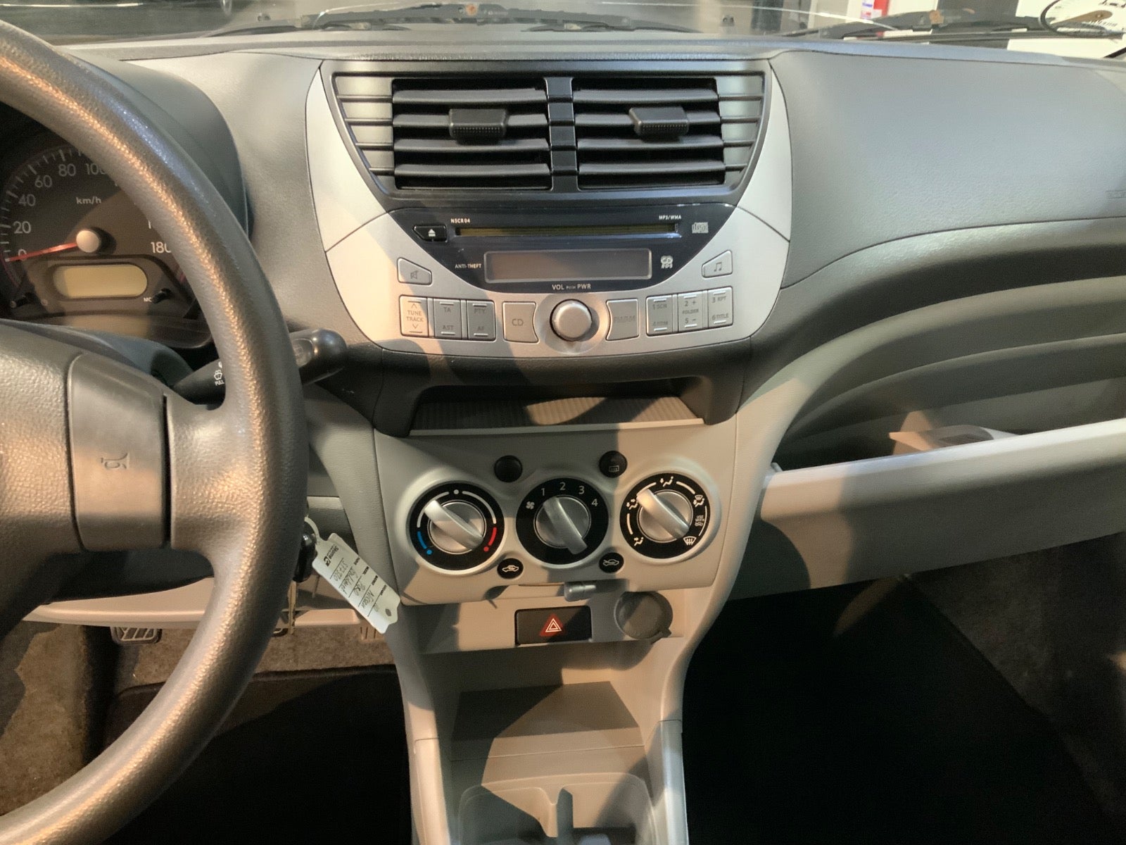 Nissan Pixo