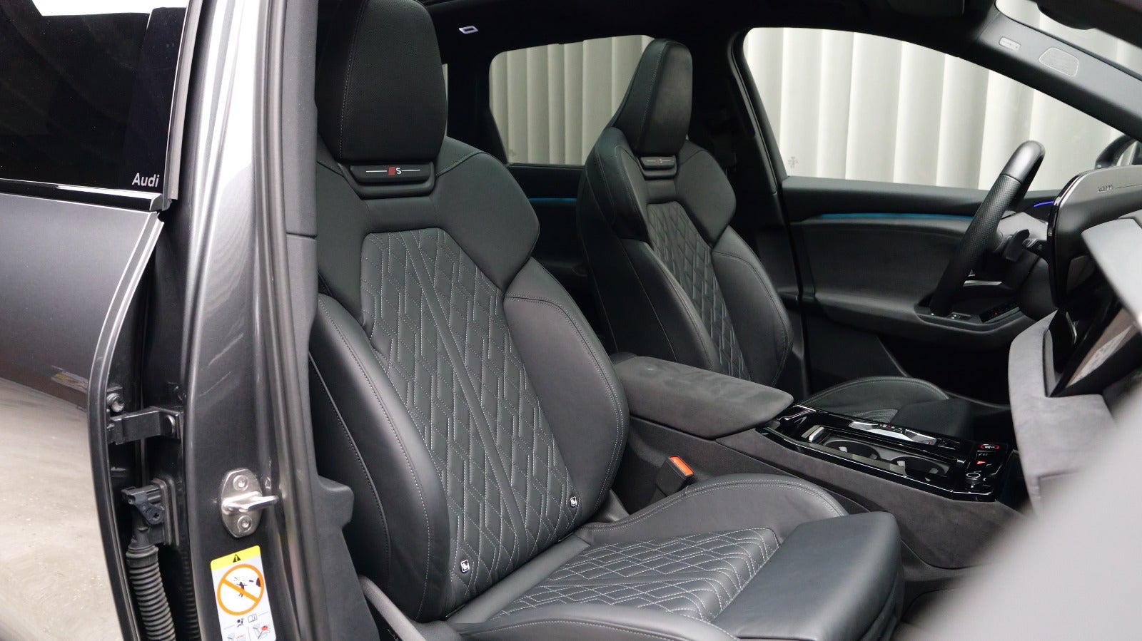 Audi SQ6 e-tron quattro