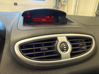 Renault Clio III dCi 75 Expression Sport Tourer
