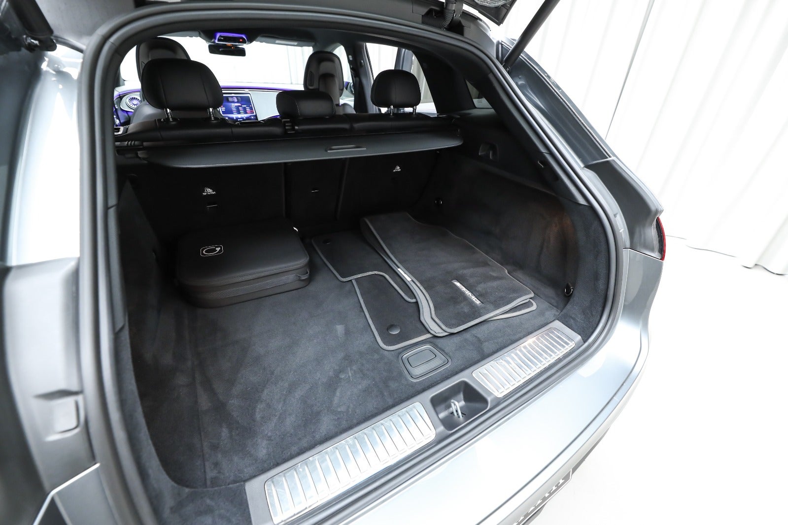 Mercedes-Benz EQE 350 SUV
