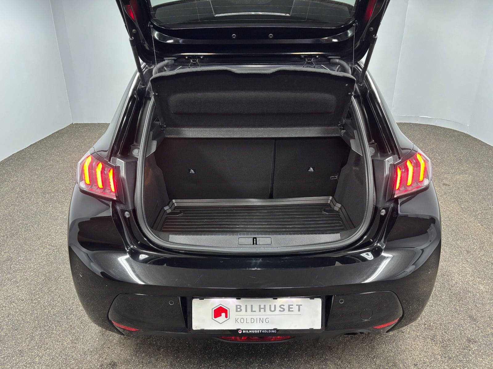 Billede af Peugeot 208 1,5 BlueHDi 100 Allure Sky