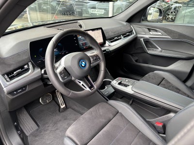 BMW iX2 xDrive30 M-Sport Premium