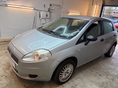 Fiat Punto 1,2 Active Benzin modelår 2006 km 111000 nysynet ABS airbag centrallås startspærre servos