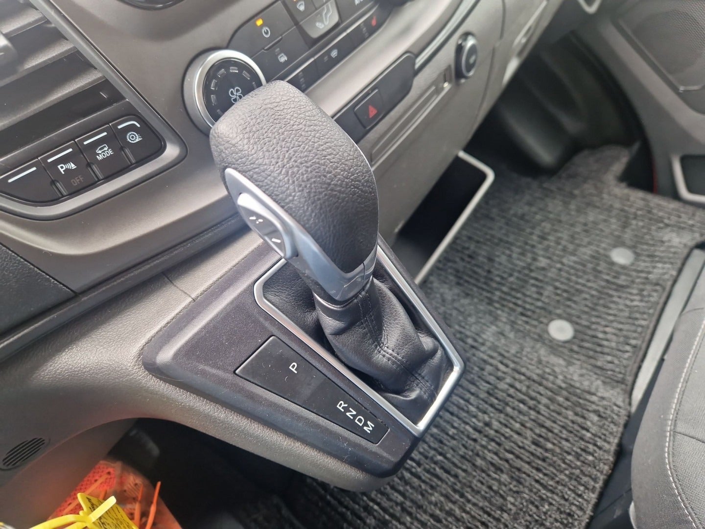 Billede af Ford Transit 350 L2 Van 2,0 TDCi 130 Trend aut. H2 FWD