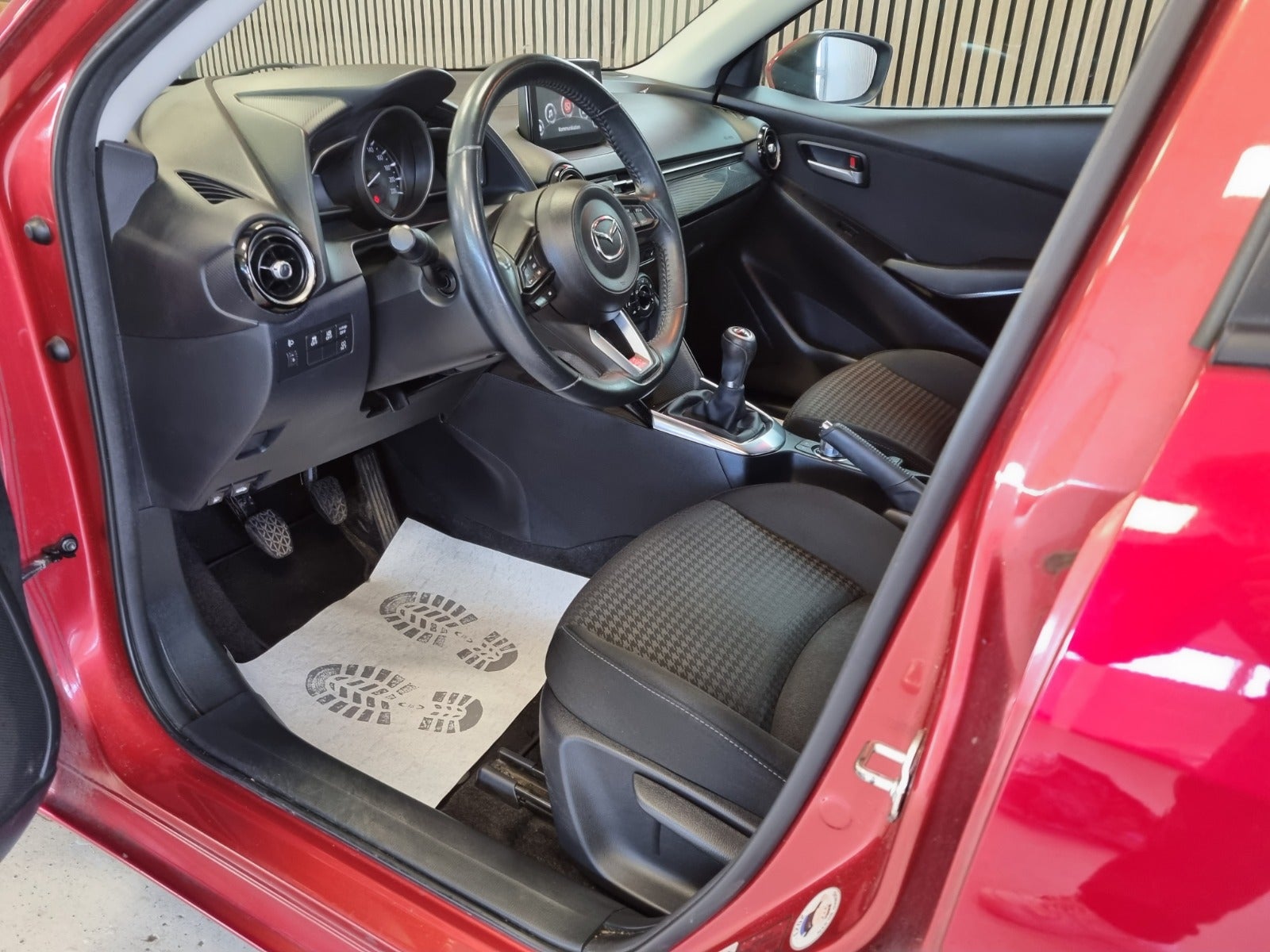 Mazda 2 2019