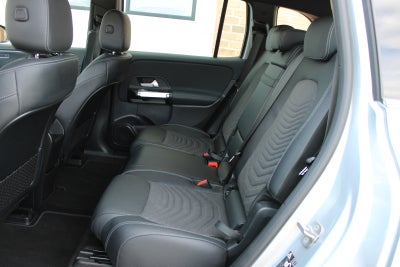 Mercedes EQB250+ 