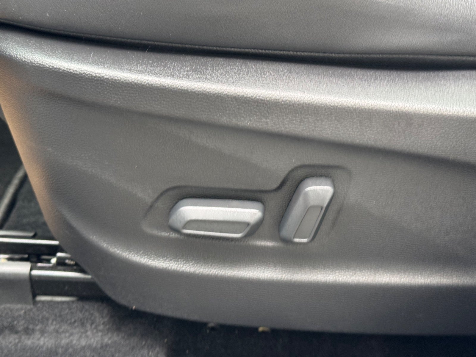 Billede af Maxus Euniq6 70 