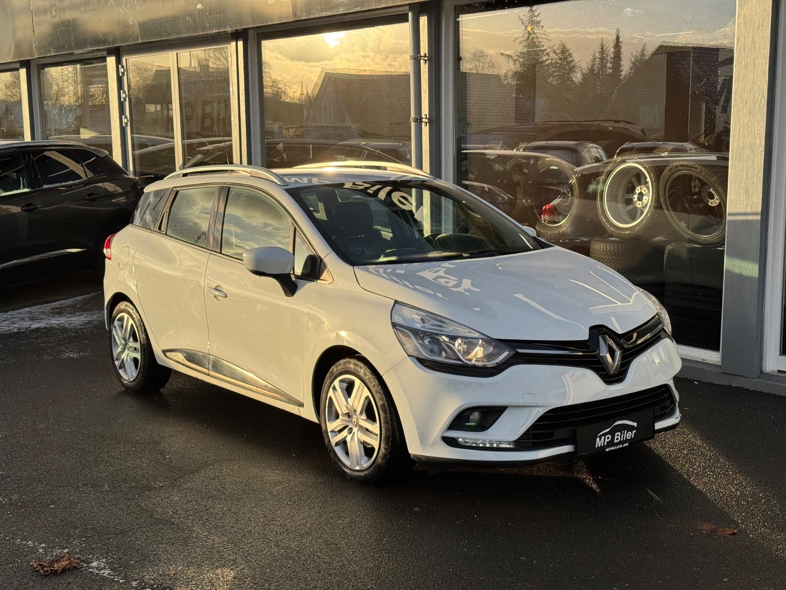 Billede af Renault Clio IV 1,5 dCi 90 Zen Sport Tourer