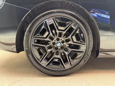 BMW iX xDrive45 M-Sport