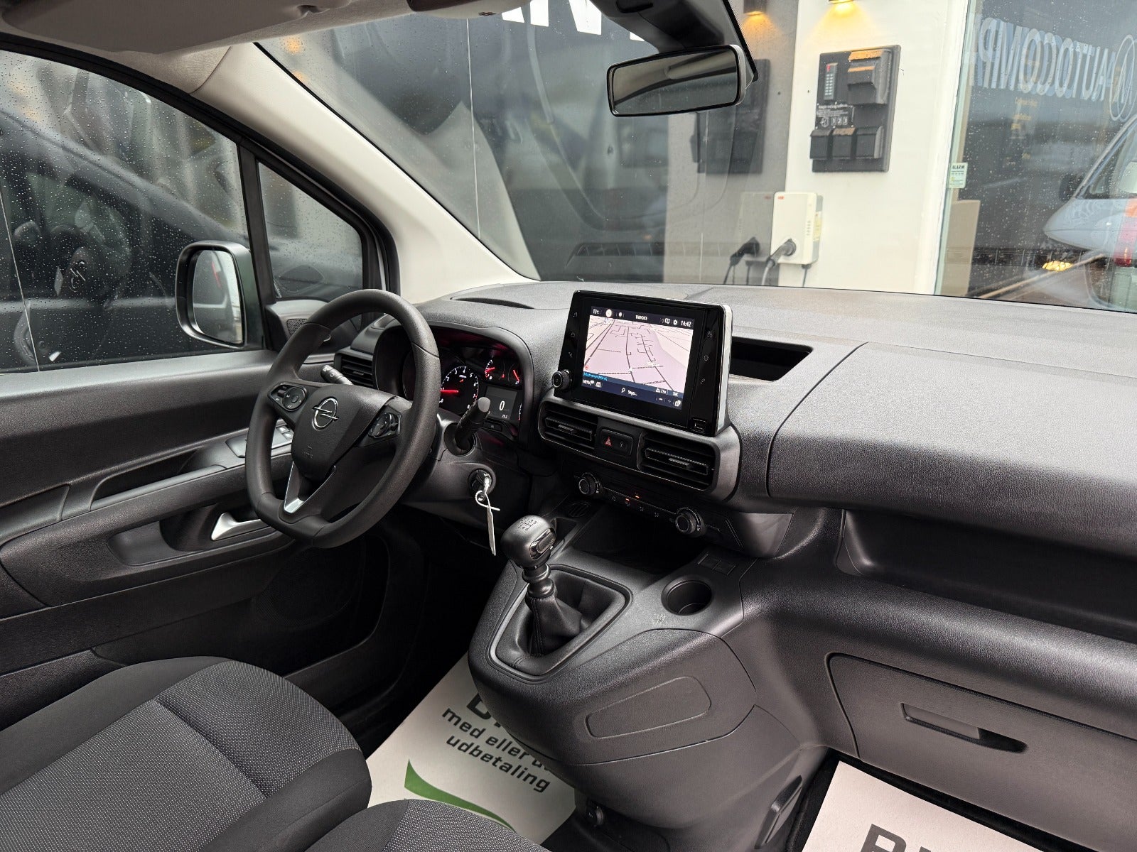 Opel Combo D 102 Enjoy L1V1