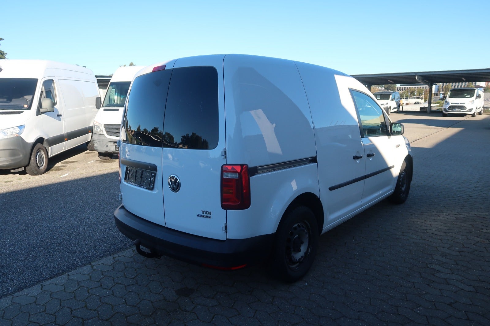 VW Caddy 2016