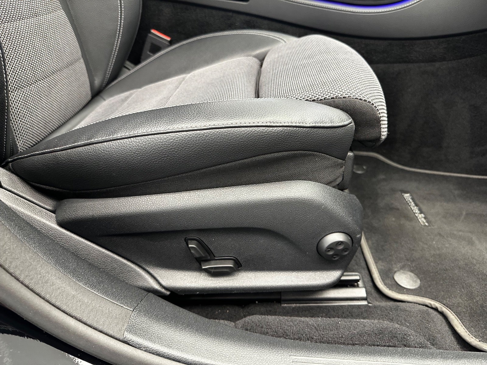 Billede af Mercedes E220 d 2,0 Avantgarde stc. aut.