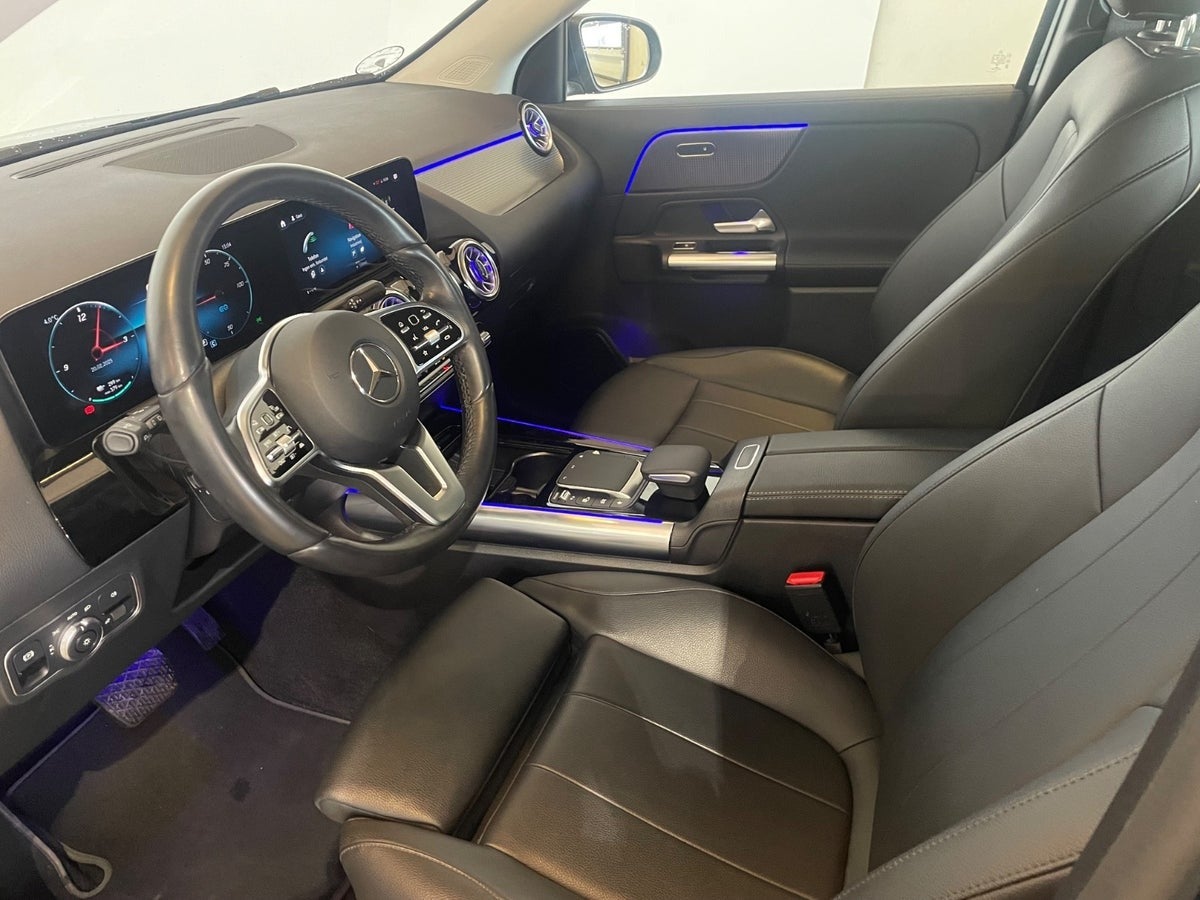 Mercedes EQA300 Progressive 4Matic Van