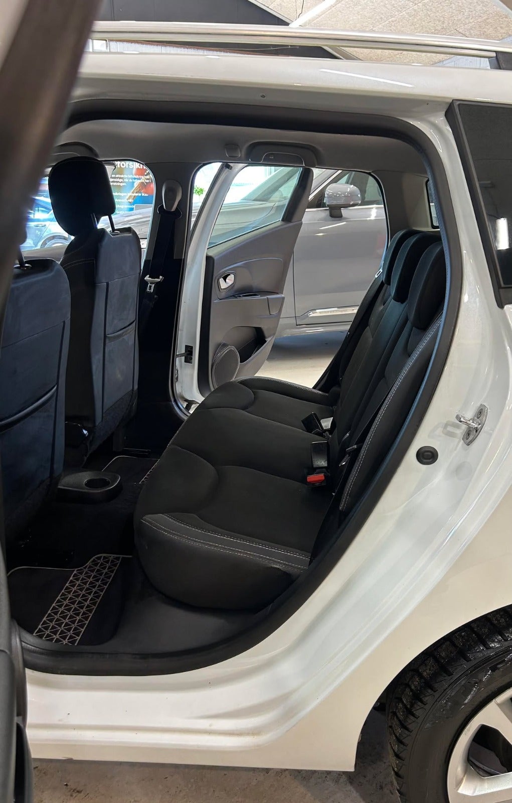 Billede af Renault Clio IV 0,9 TCe 75 Zen Sport Tourer