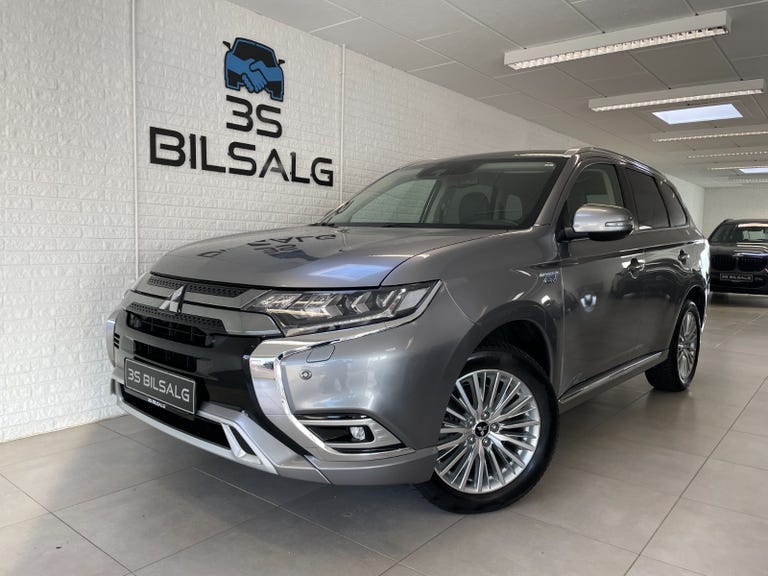 Mitsubishi Outlander PHEV Intense CVT 4WD