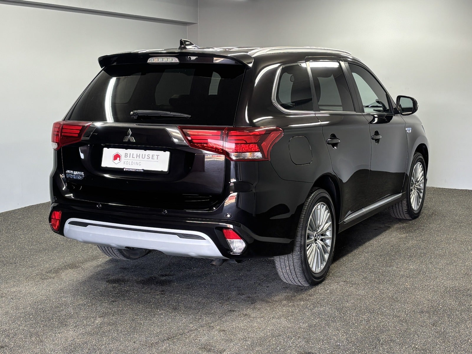 Billede af Mitsubishi Outlander 2,4 PHEV Instyle CVT 4WD