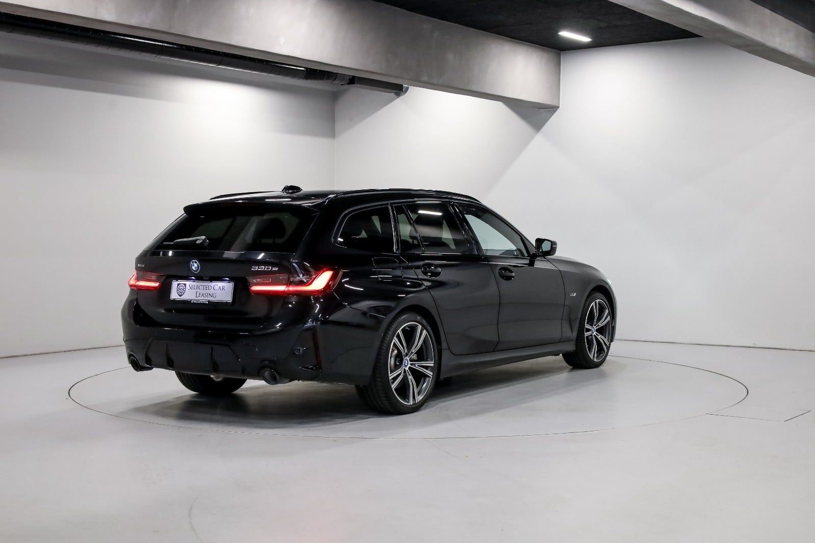 BMW 330e 2,0 Touring M-Sport xDrive aut.
