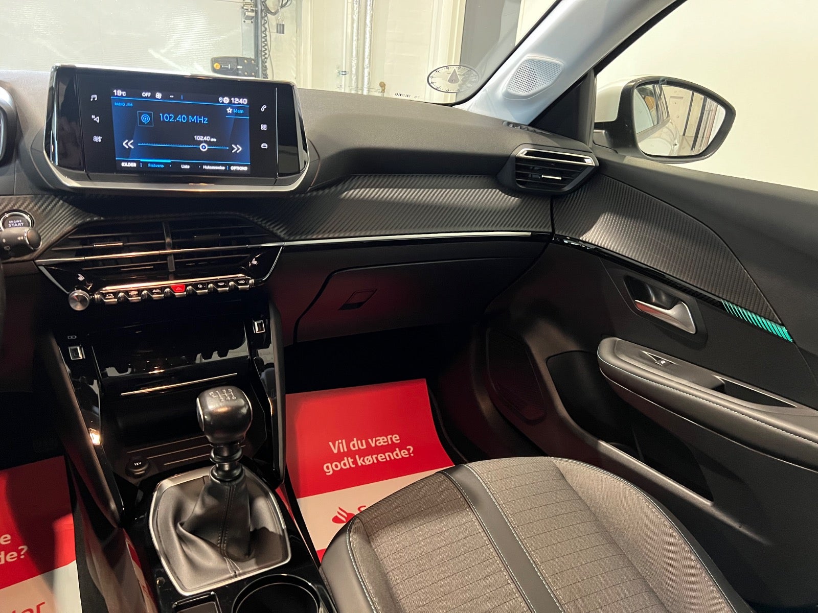 Peugeot 208 PureTech 100 Allure Pack