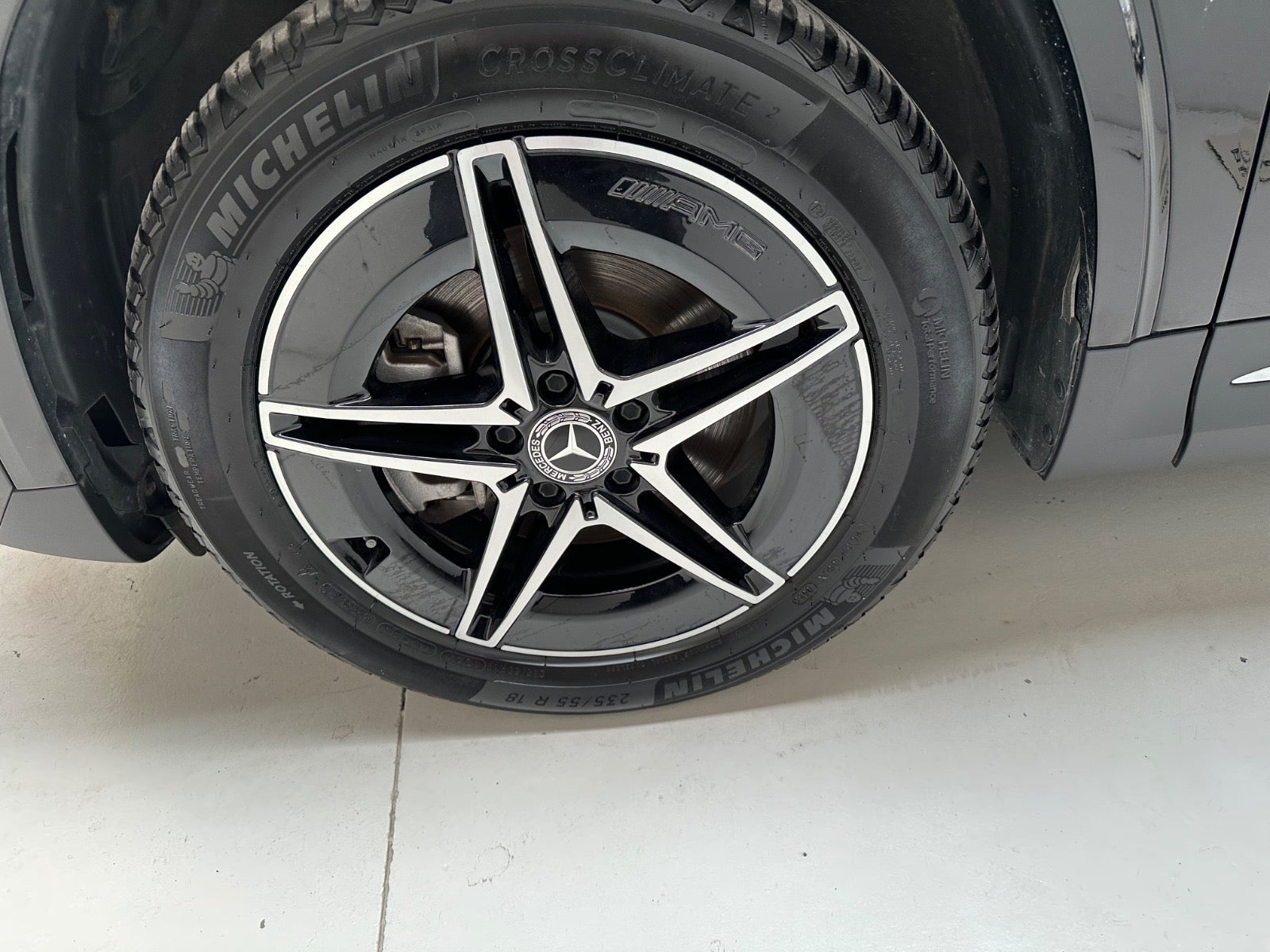 Billede af Mercedes EQA350  AMG Line 4Matic