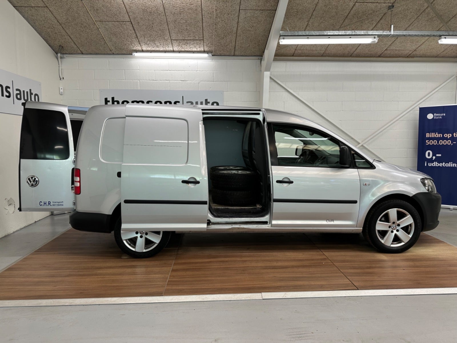 VW Caddy Maxi 2011