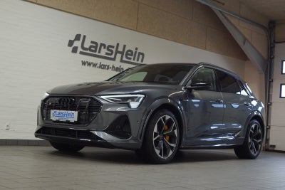 Audi e-tron S  quattro 5d