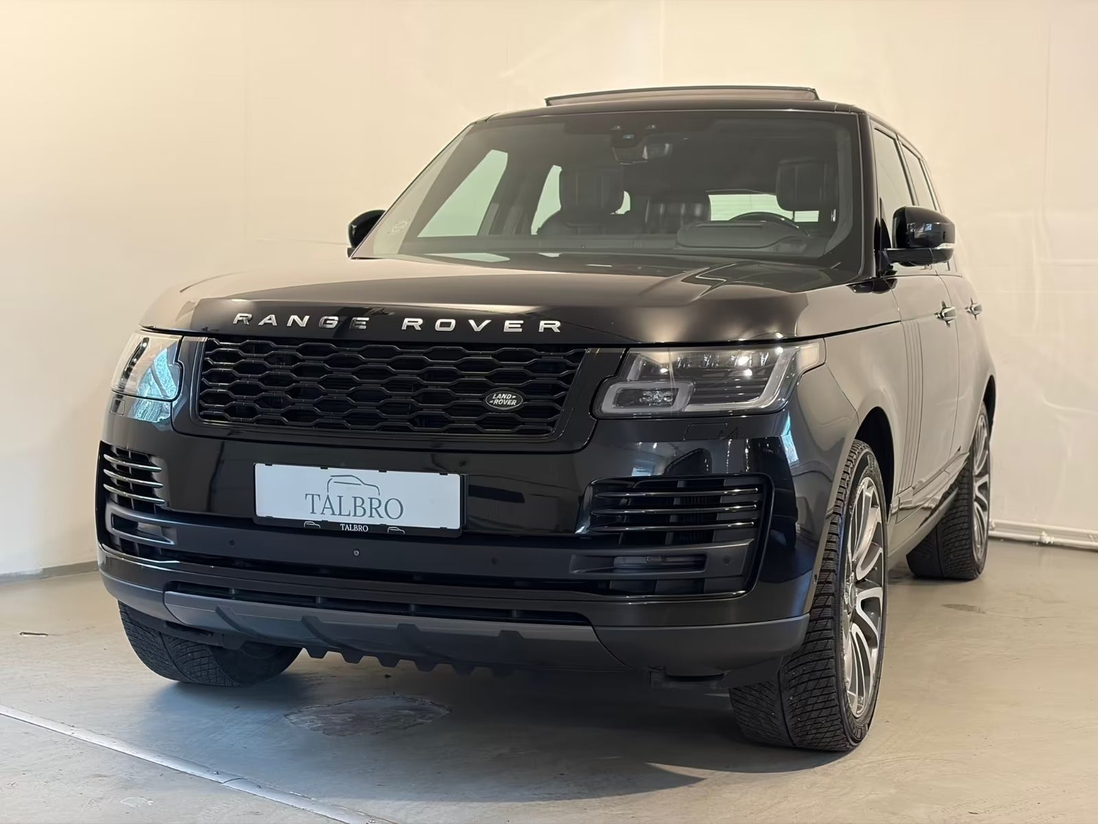 Land Rover – Range Rover