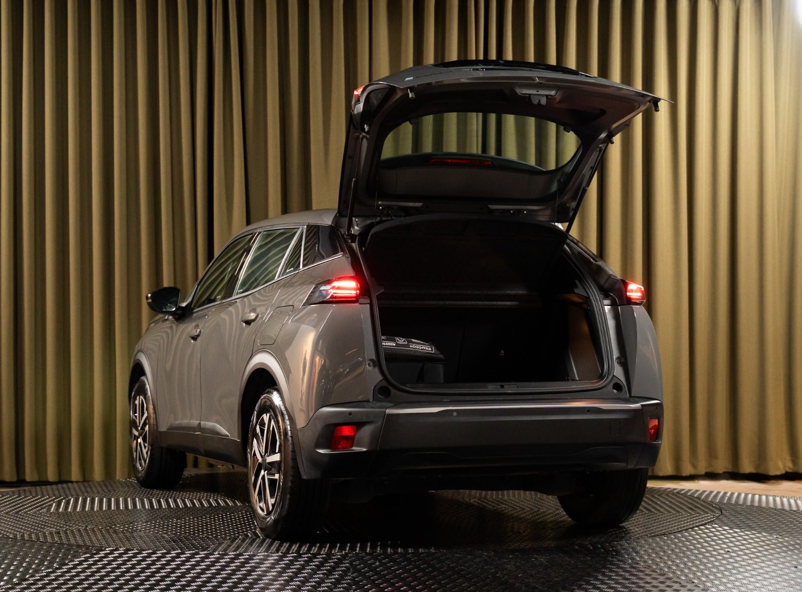 Billede af Peugeot e-2008 50 Active