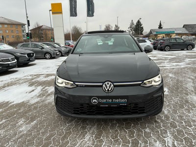 VW Golf VIII GTE DSG billede 1