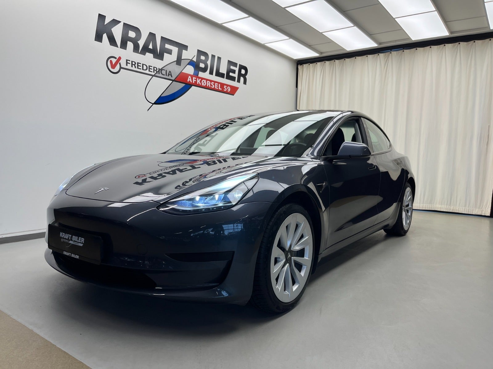 Billede af Tesla Model 3  Standard Range+ RWD