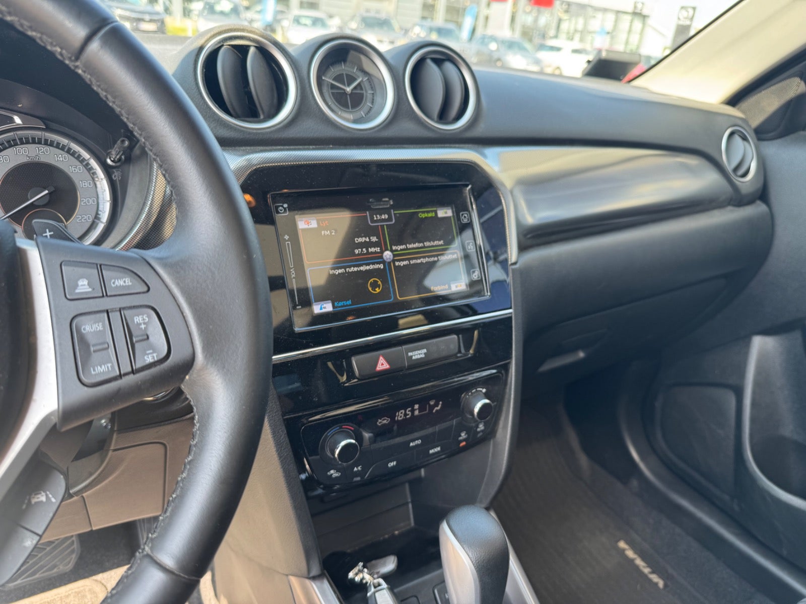 Billede af Suzuki Vitara 1,4 mHybrid Adventure aut.