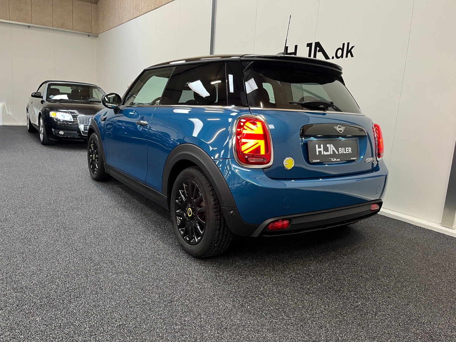 MINI Cooper SE Trim M