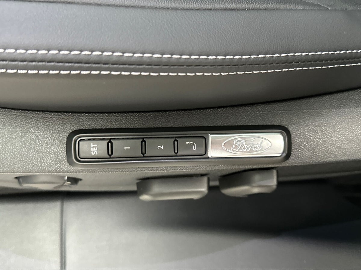 Ford Explorer Premium Extended Range billede 20