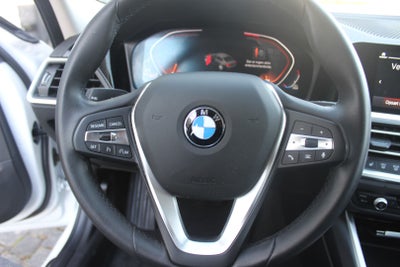BMW 320i Sport Line aut.