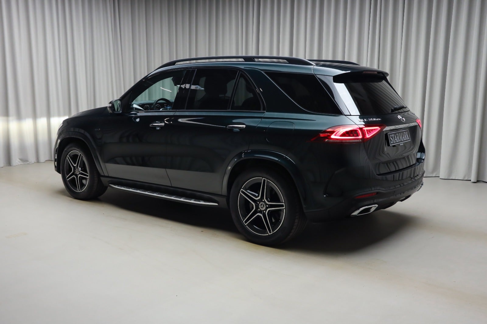 Mercedes-Benz GLE 350 de (2/8)
