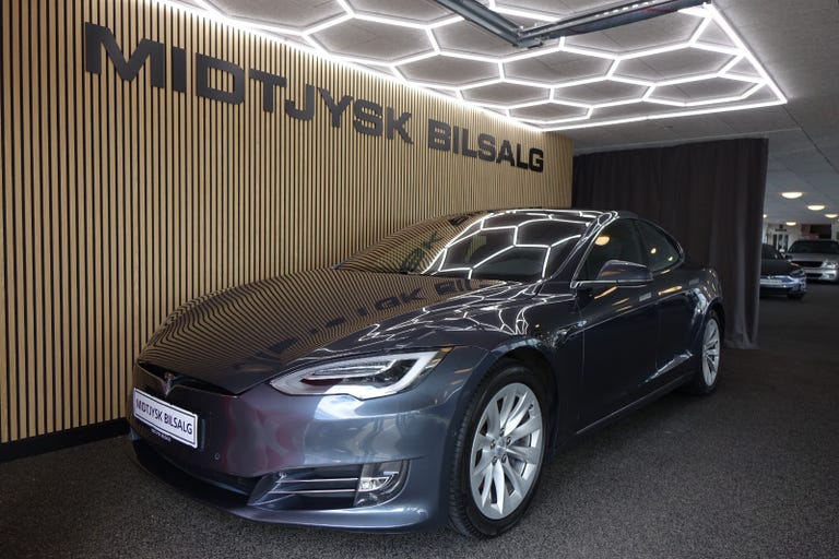 Tesla Model S Long Range AWD