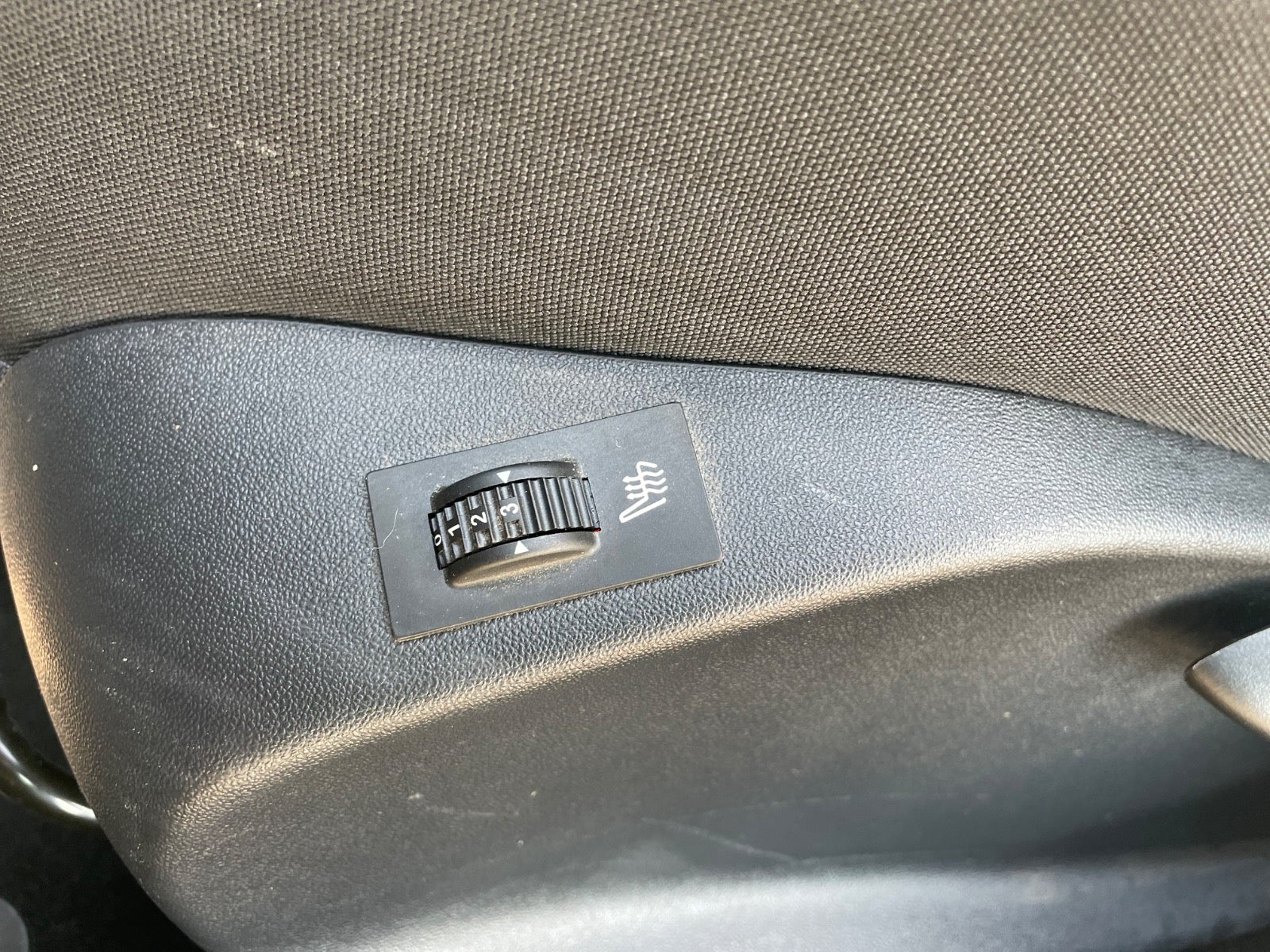 Billede af Peugeot 208 1,2 PureTech 82 Allure Sky