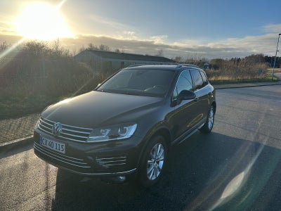 VW Touareg 3,0 V6 TDi 262 R-line Tiptr. 4Motion 5d