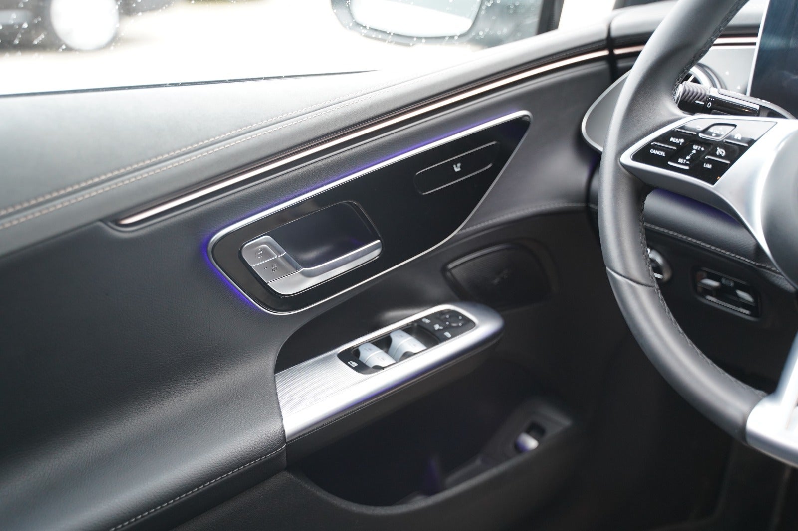 Billede af Mercedes EQE350+  Electric Art