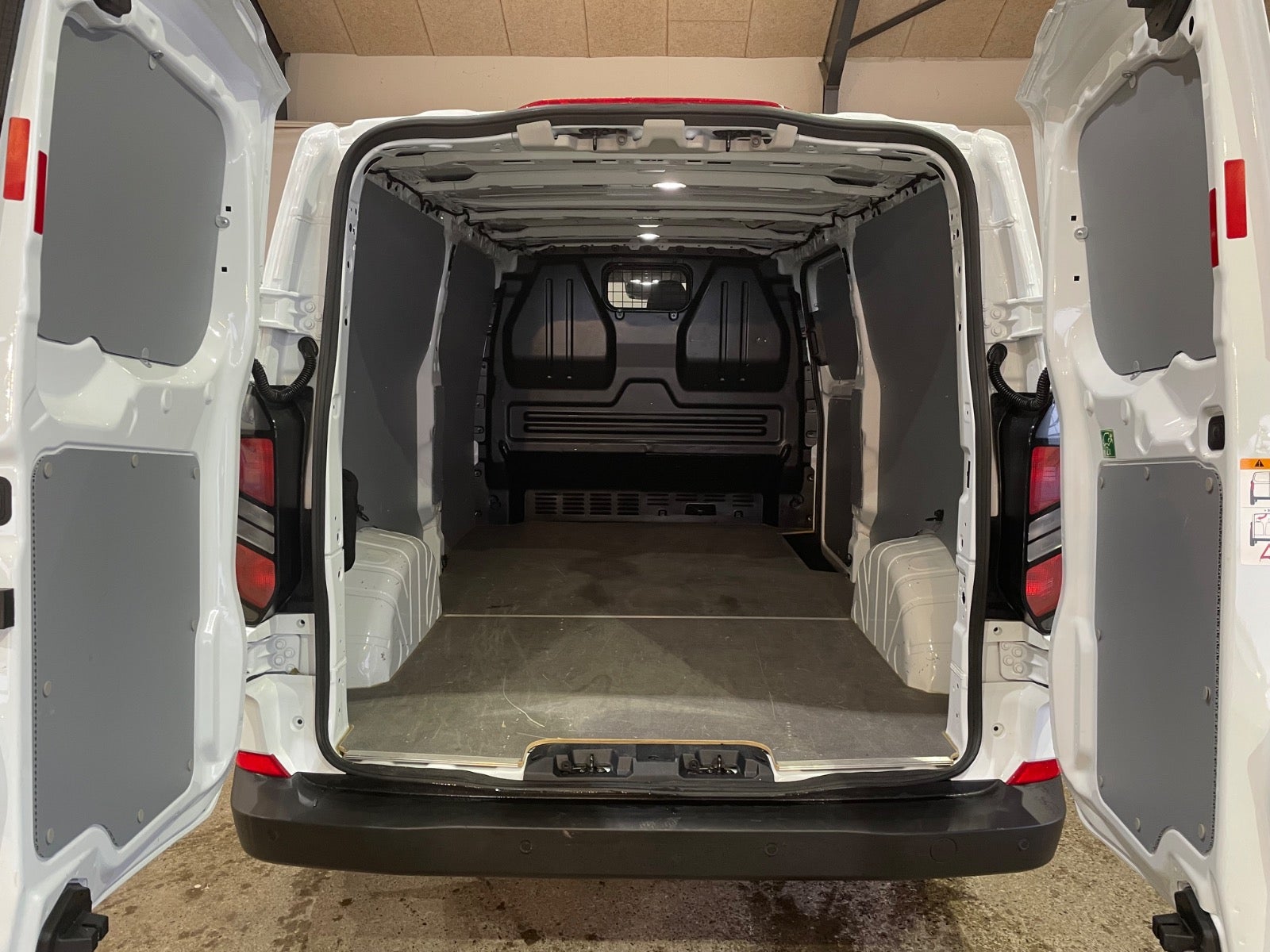 Ford Transit Custom 300L EcoBlue Trend