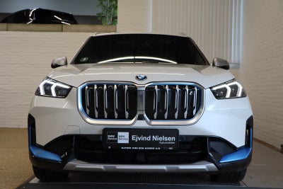 BMW iX1 xDrive30 X-Line