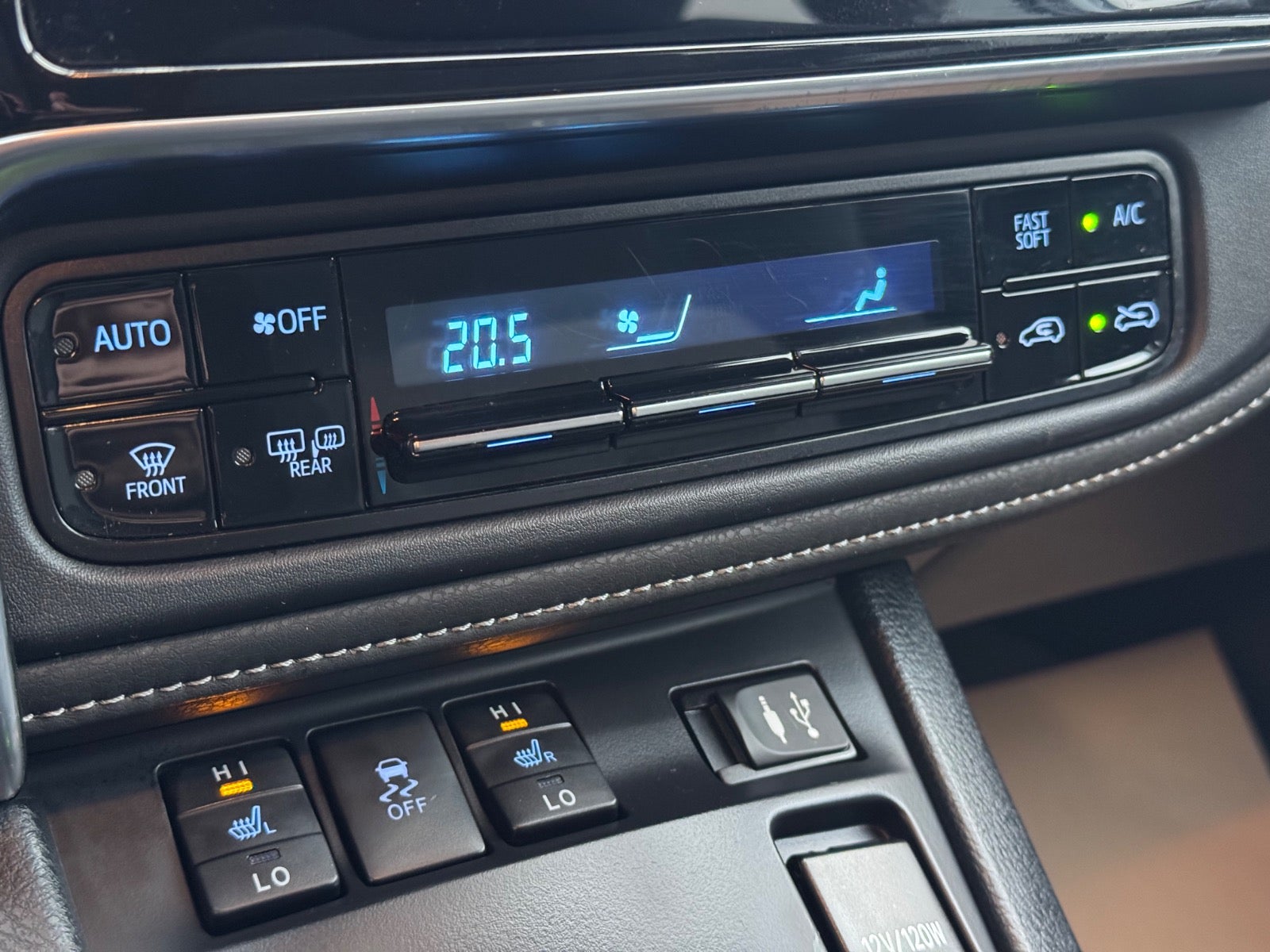 Billede af Toyota Auris 1,8 Hybrid H2 Style Touring Sports CVT