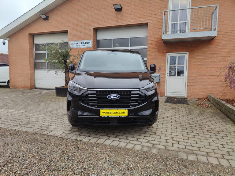 Ford Transit Custom 300L EcoBlue Limited aut.